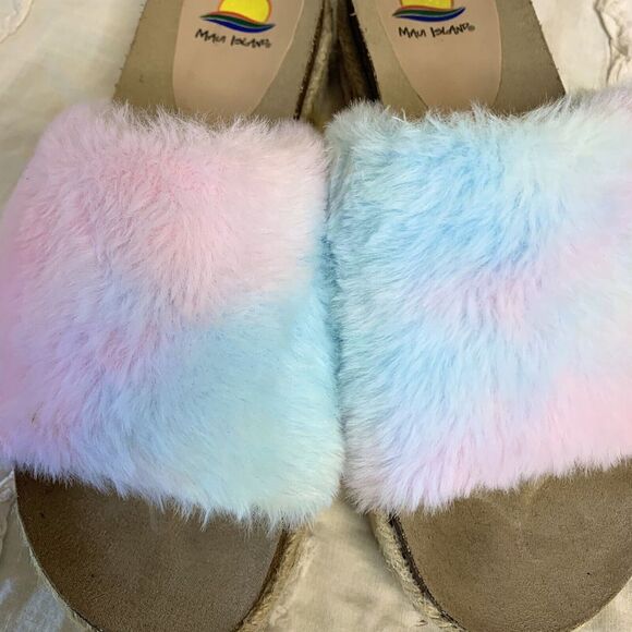 Women's Maui Island (9) Platform Slip on Fluffy Sandal Cotton Candy Funky - Picture 2 of 6